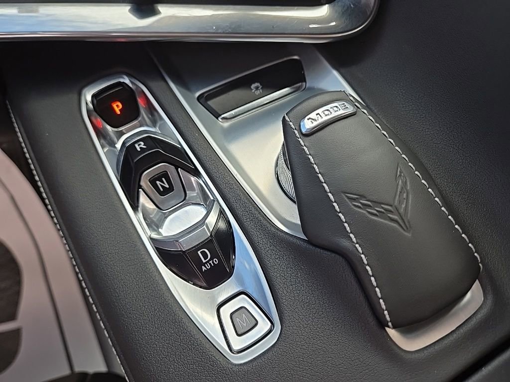Used 2020 Chevrolet Corvette Stingray Coupe w/ Z51 Performance Package image 40