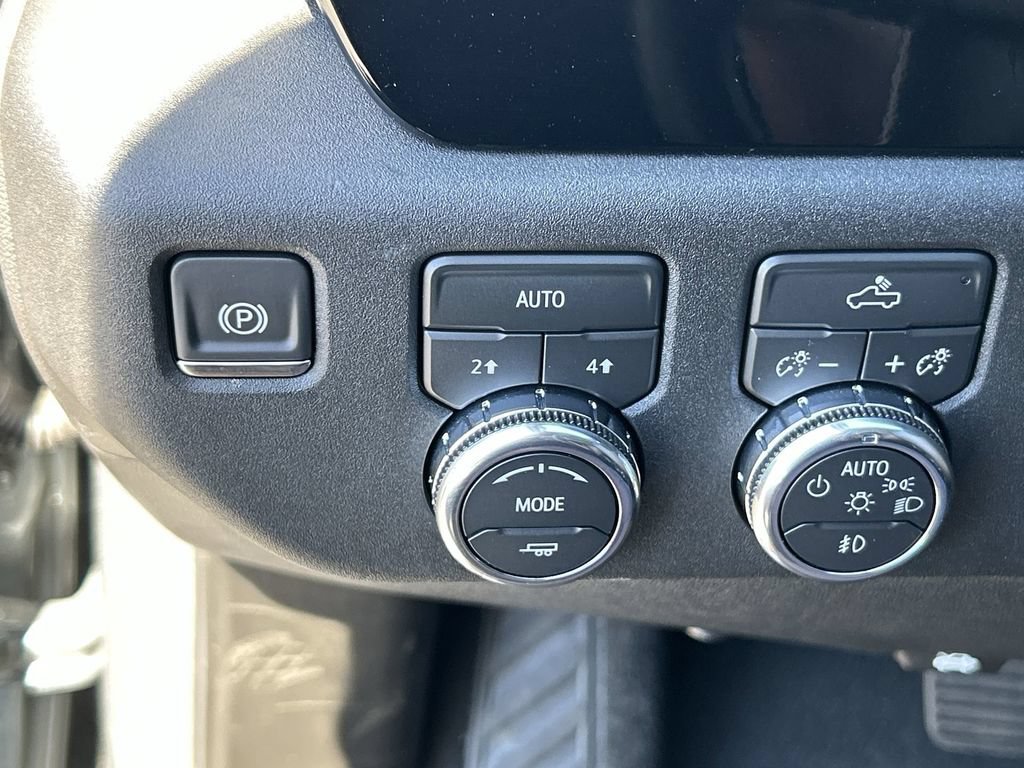 Used 2026 GMC Sierra 1500 Elevation w/ Elevation Select Package AWD/4WD image 18