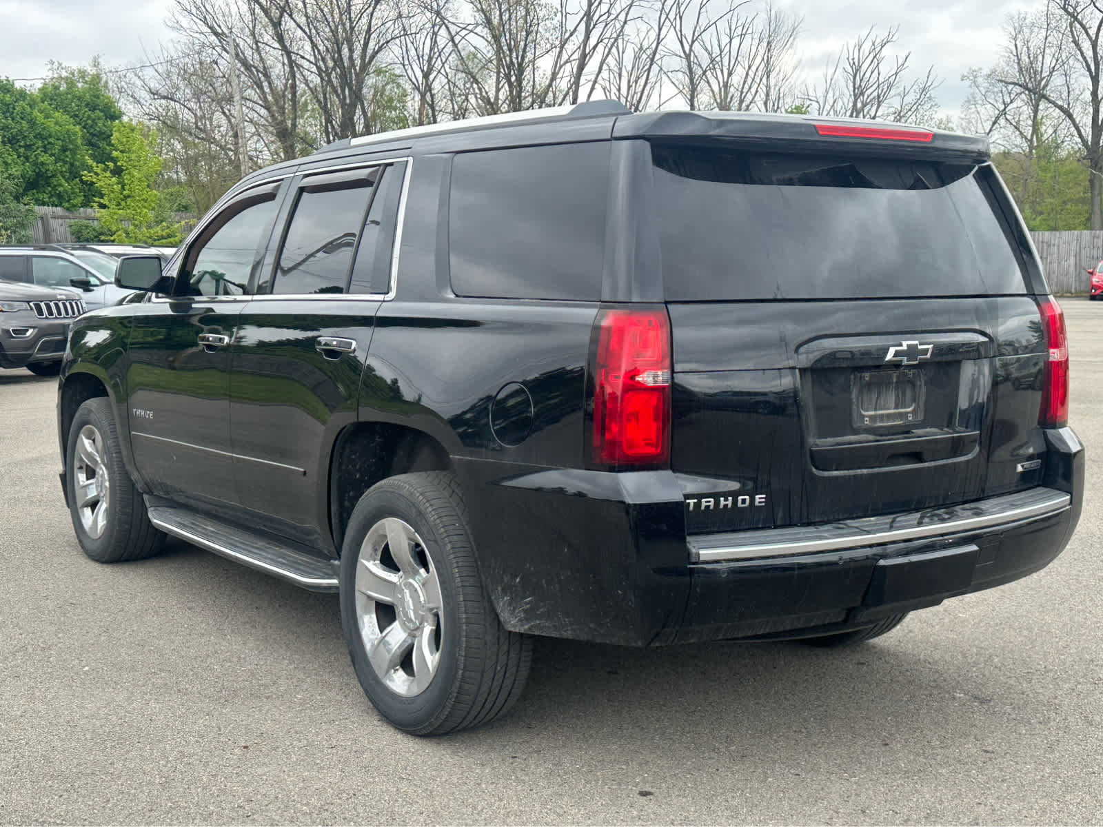 Used 2017 Chevrolet Tahoe Premier AWD/4WD image 5