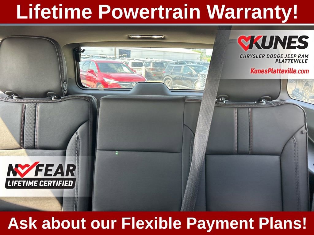 Used 2024 Chevrolet Suburban RST image 37