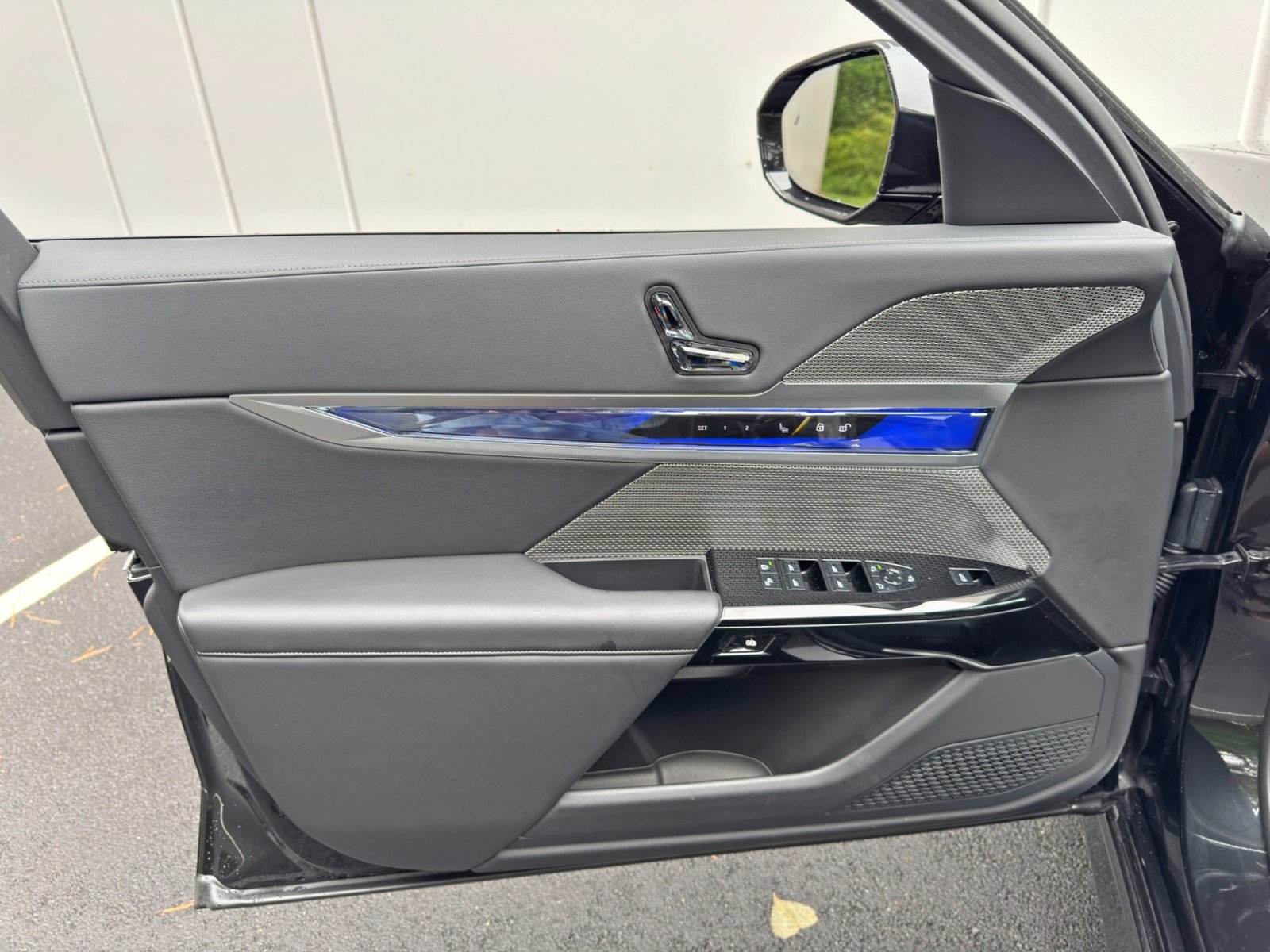 Used 2023 BMW 740i RWD image 53