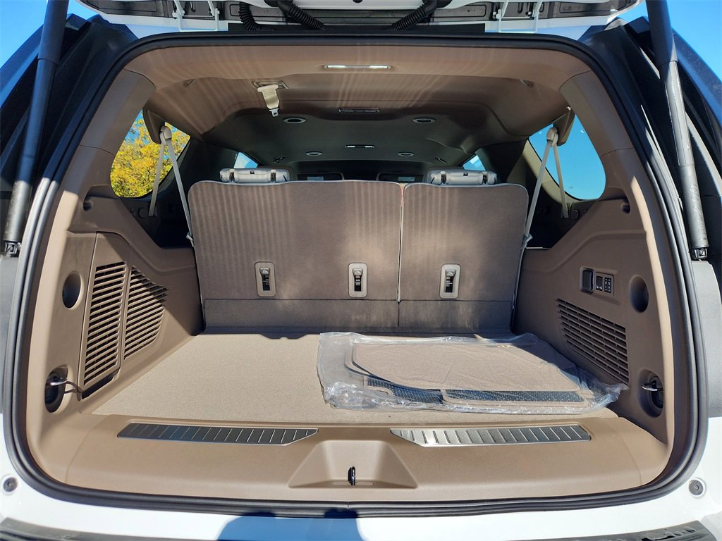 New 2026 GMC Yukon XL Denali image 11