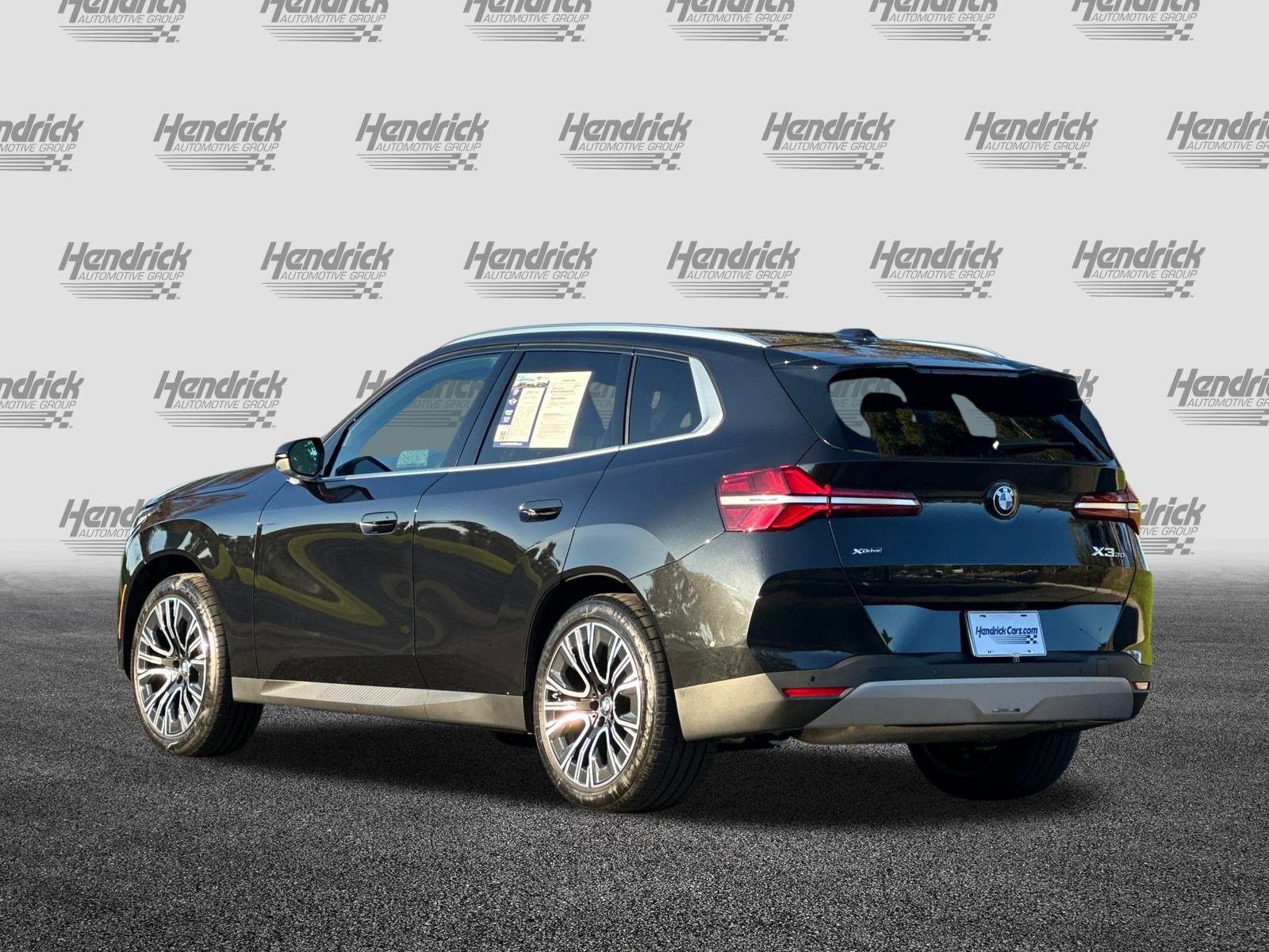 Used 2025 BMW X3 xDrive30i w/ Premium Package image 7