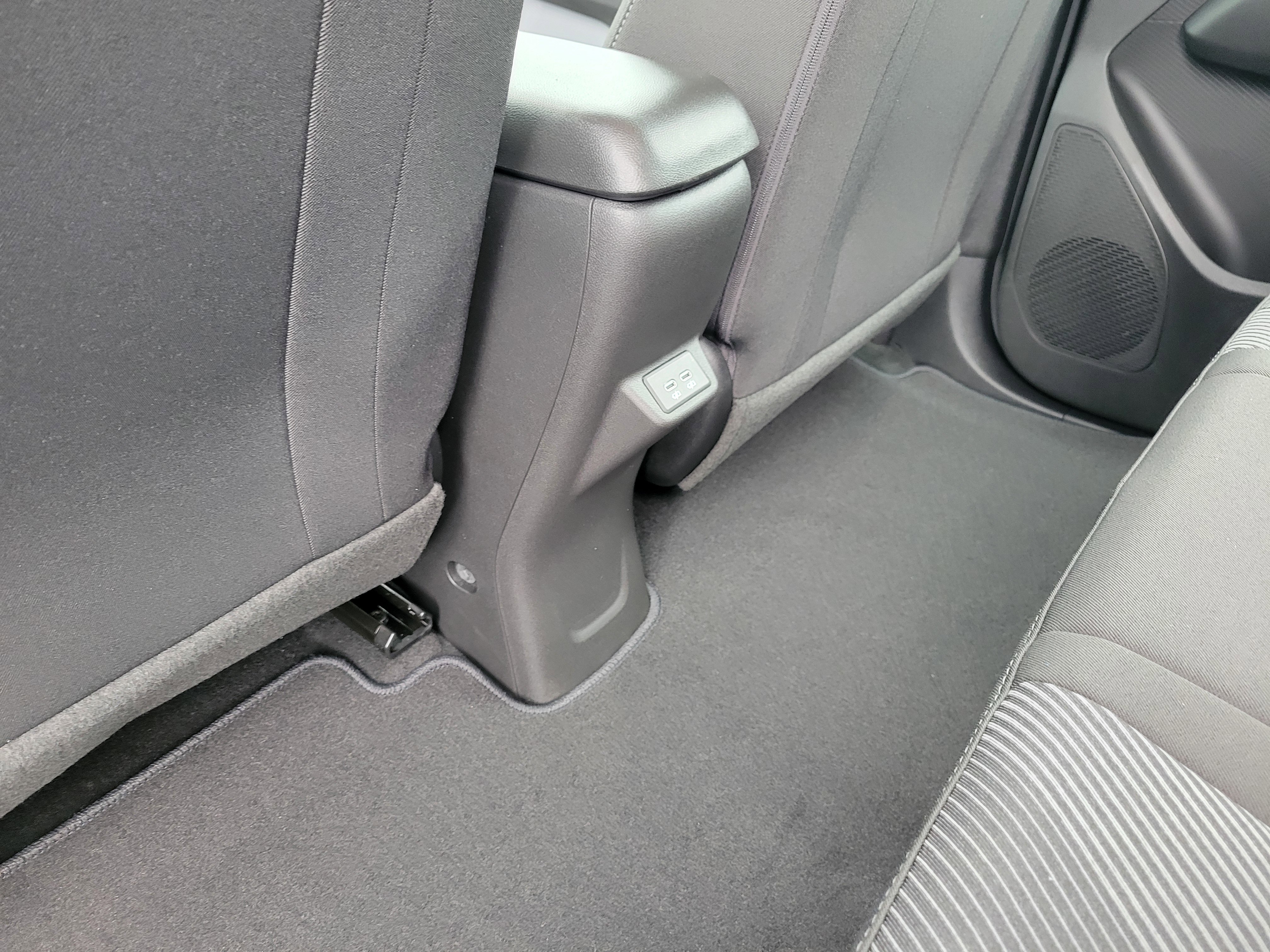 New 2027 Chevrolet Bolt LT FWD image 33