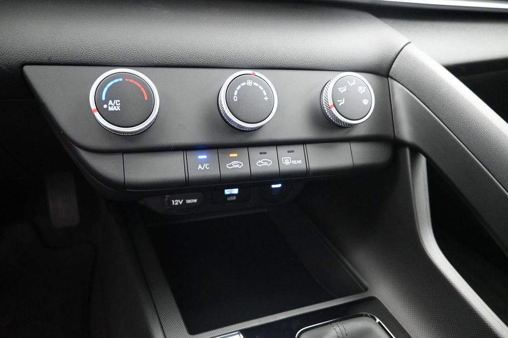 New 2026 Hyundai Elantra SE FWD image 19