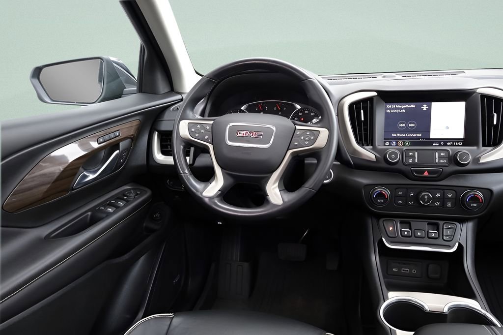 Used 2021 GMC Terrain Denali w/ Denali Premium Package image 30