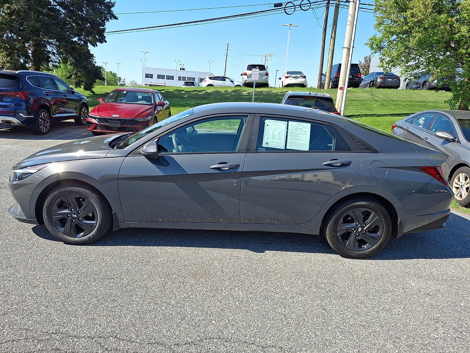 Certified 2023 Hyundai Elantra SEL FWD image 9