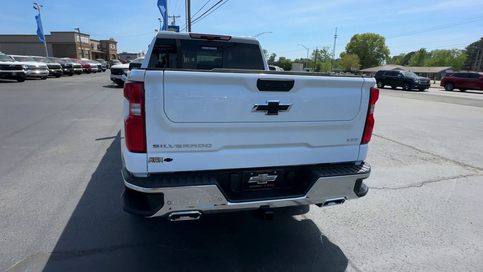 Used 2025 Chevrolet Silverado 1500 LTZ w/ LTZ Premium Package AWD/4WD image 7