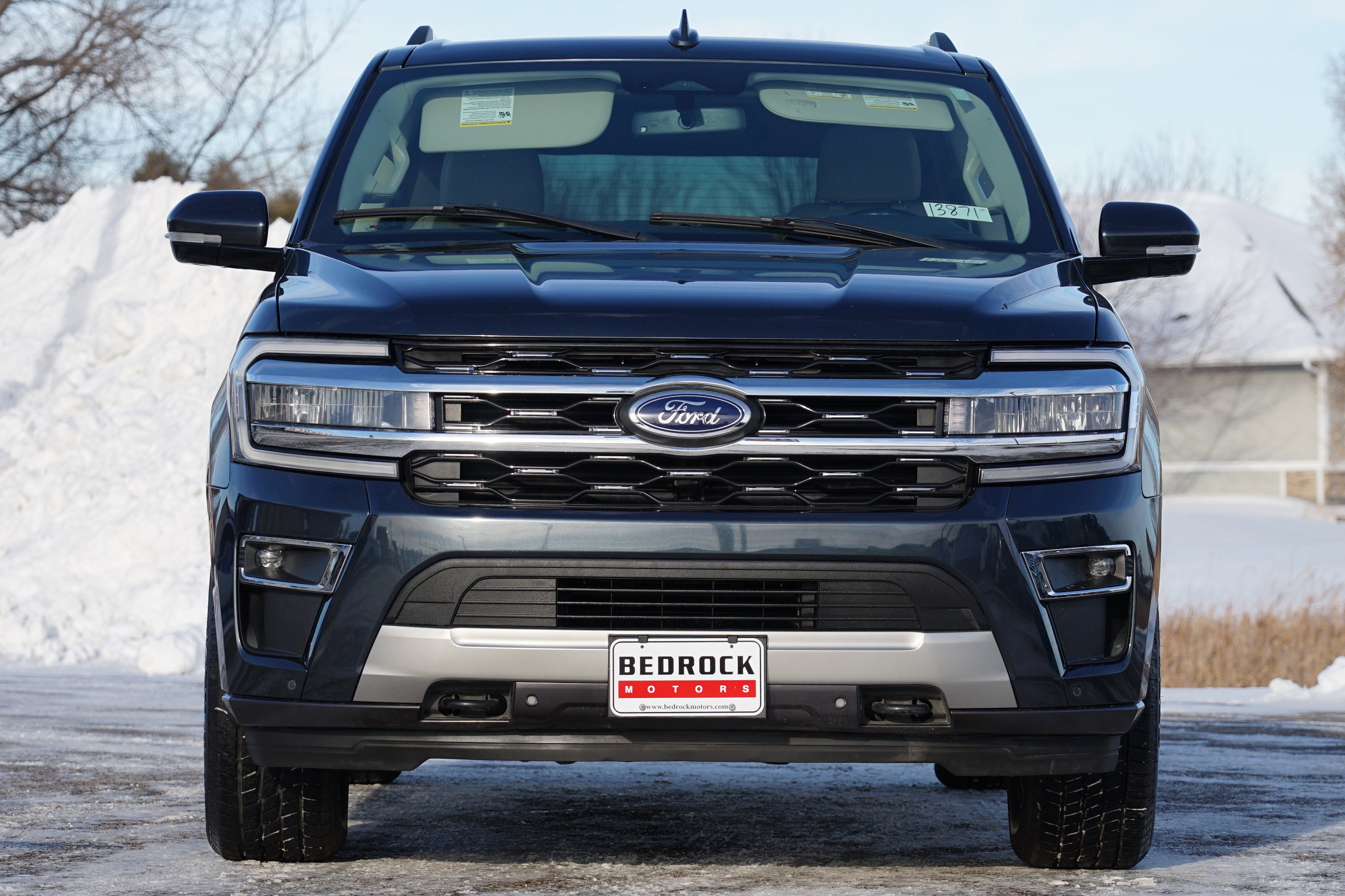 Used 2022 Ford Expedition Limited image 8