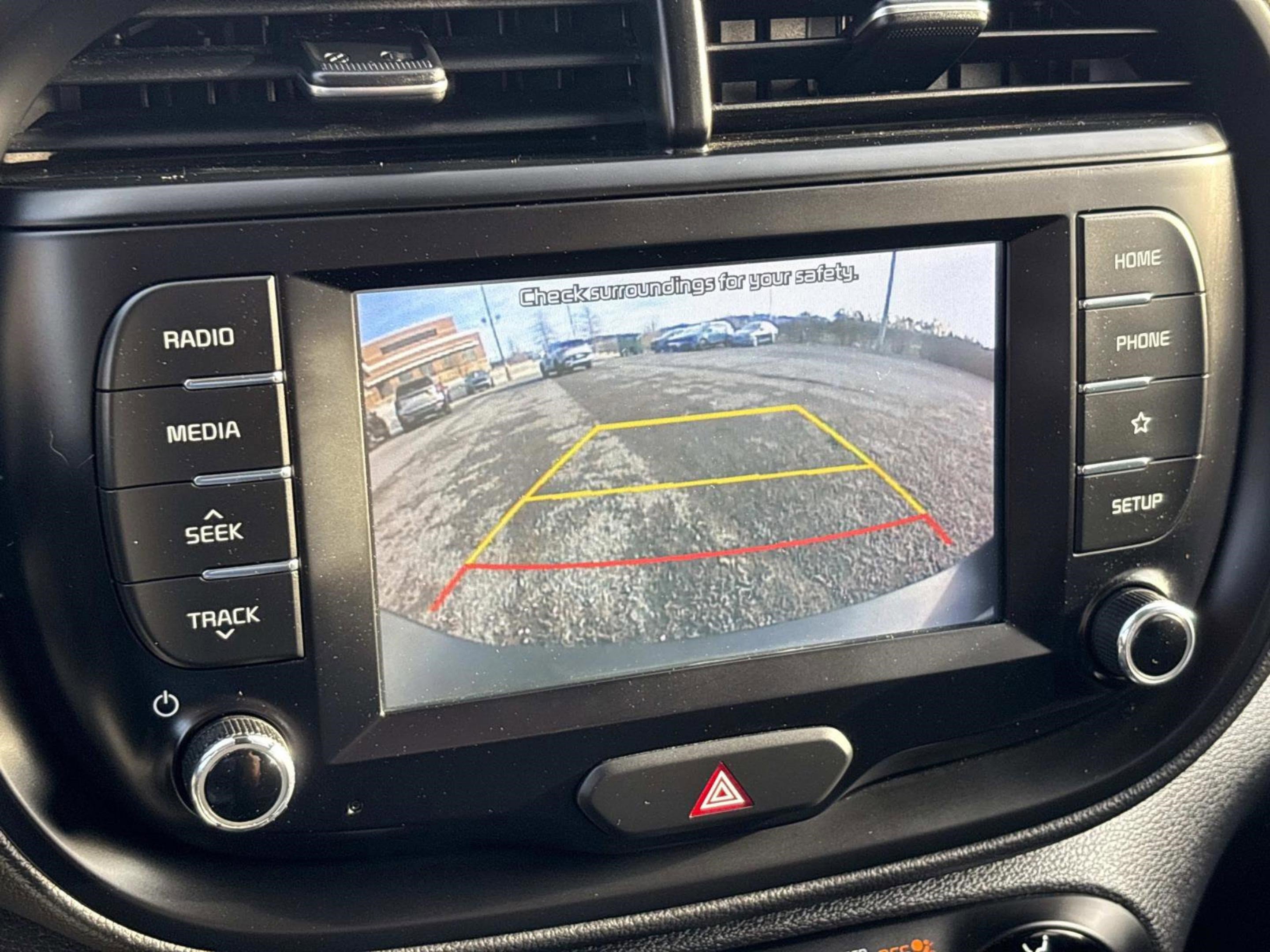 Used 2020 Kia Soul LX image 30