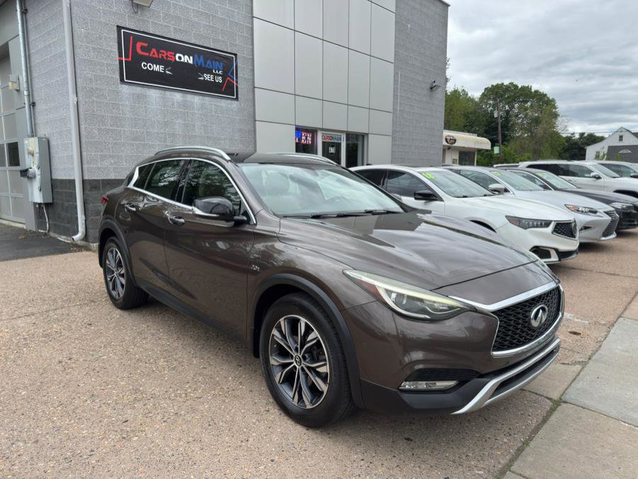 Used 2018 INFINITI QX30 Premium w/ Navigation Package