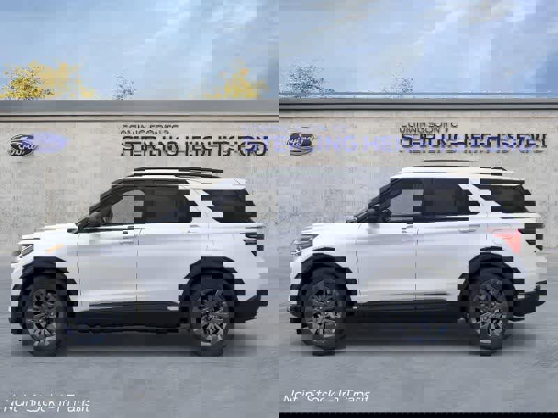 New 2026 Ford Explorer Active w/ Active Comfort Package image 3