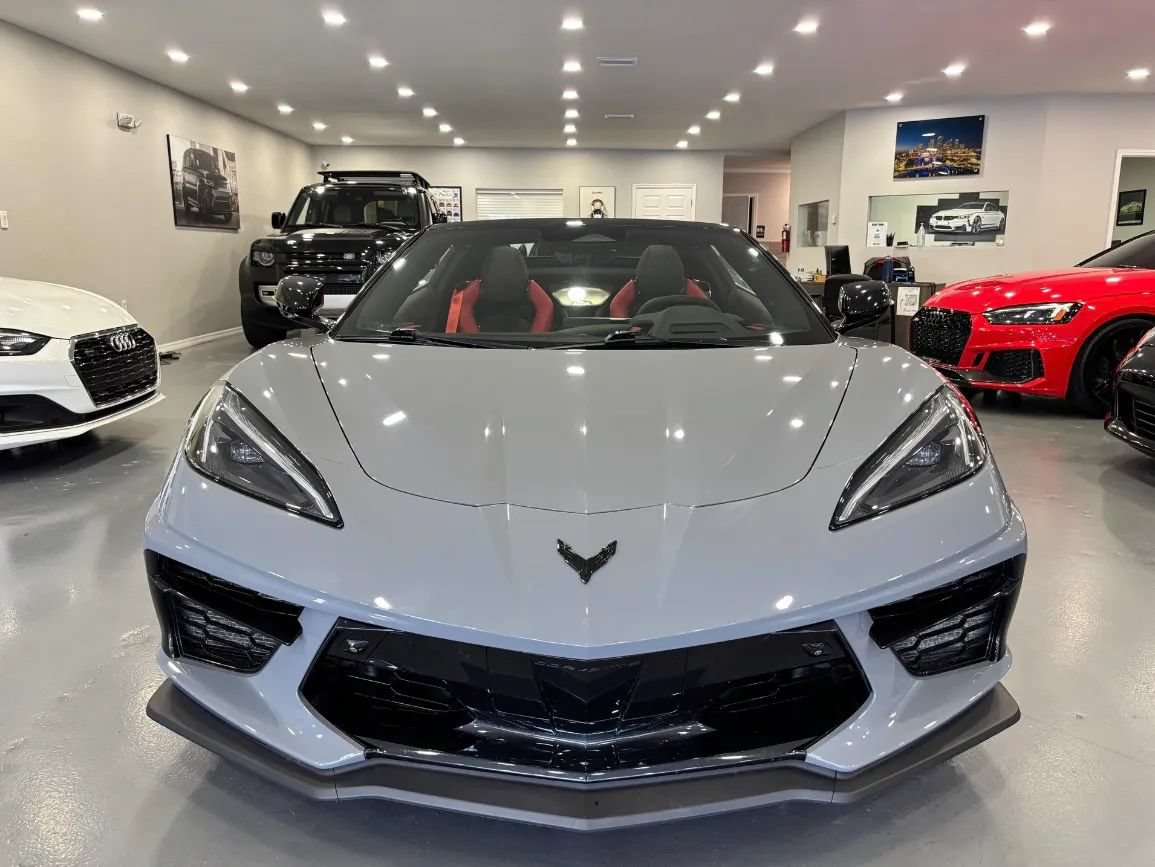 Used 2025 Chevrolet Corvette Stingray Preferred Conv w/ Z51 Performance Package RWD image 46