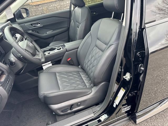 New 2026 Nissan Rogue Platinum w/ Platinum Premium Package image 25