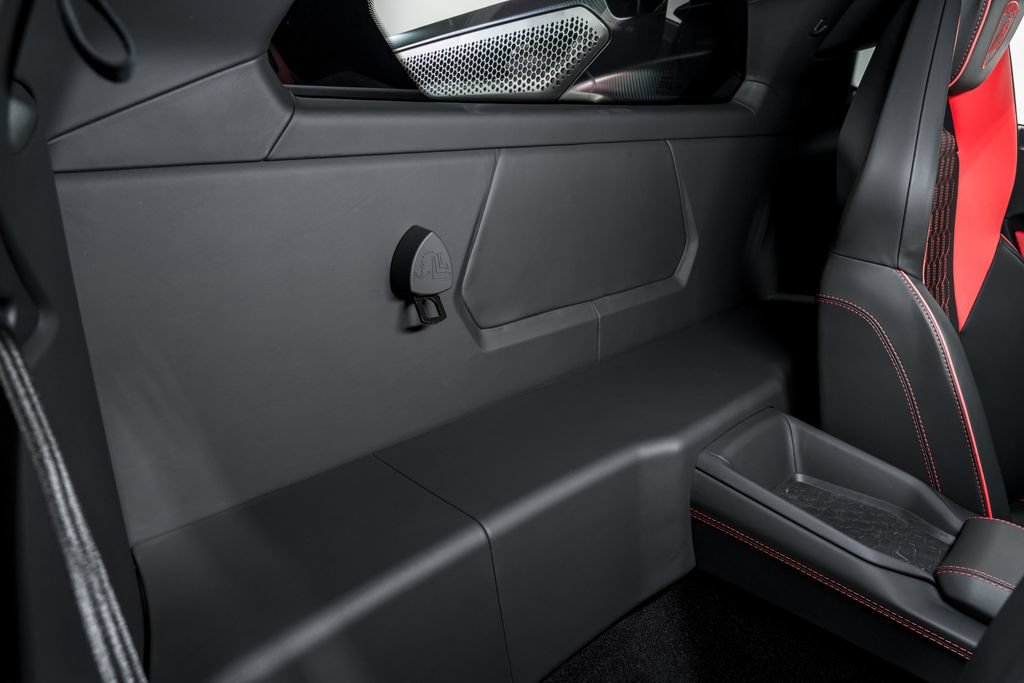 Used 2024 Lamborghini Revuelto AWD/4WD image 29