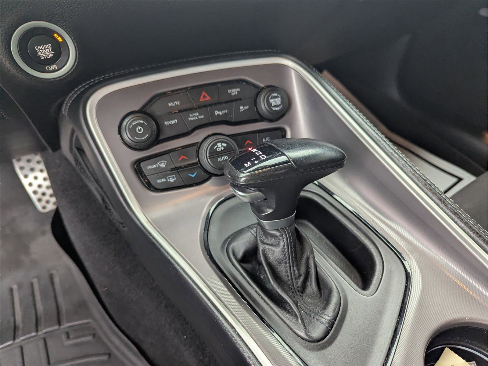 Used 2022 Dodge Challenger R/T w/ Shaker Package image 22