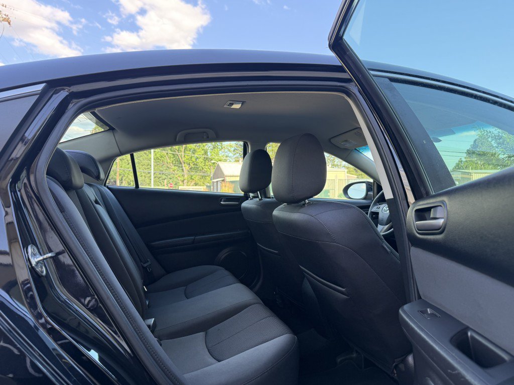 Used 2011 MAZDA MAZDA6 i Sport FWD image 21