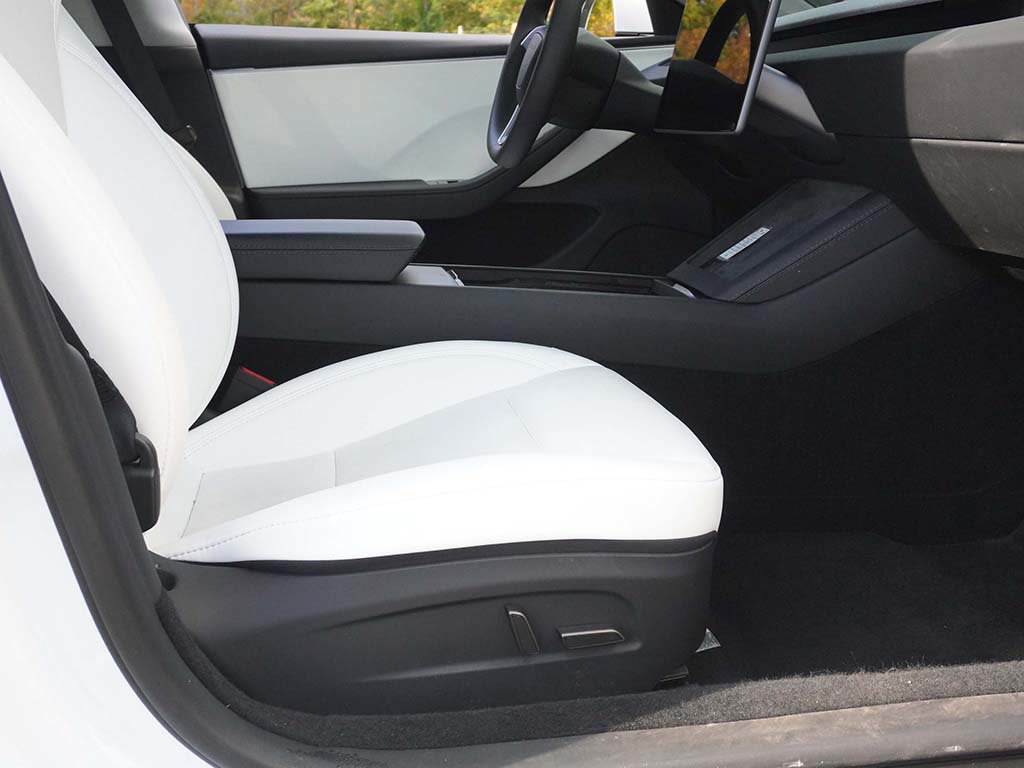 Used 2025 Tesla Model 3 Long Range RWD image 26