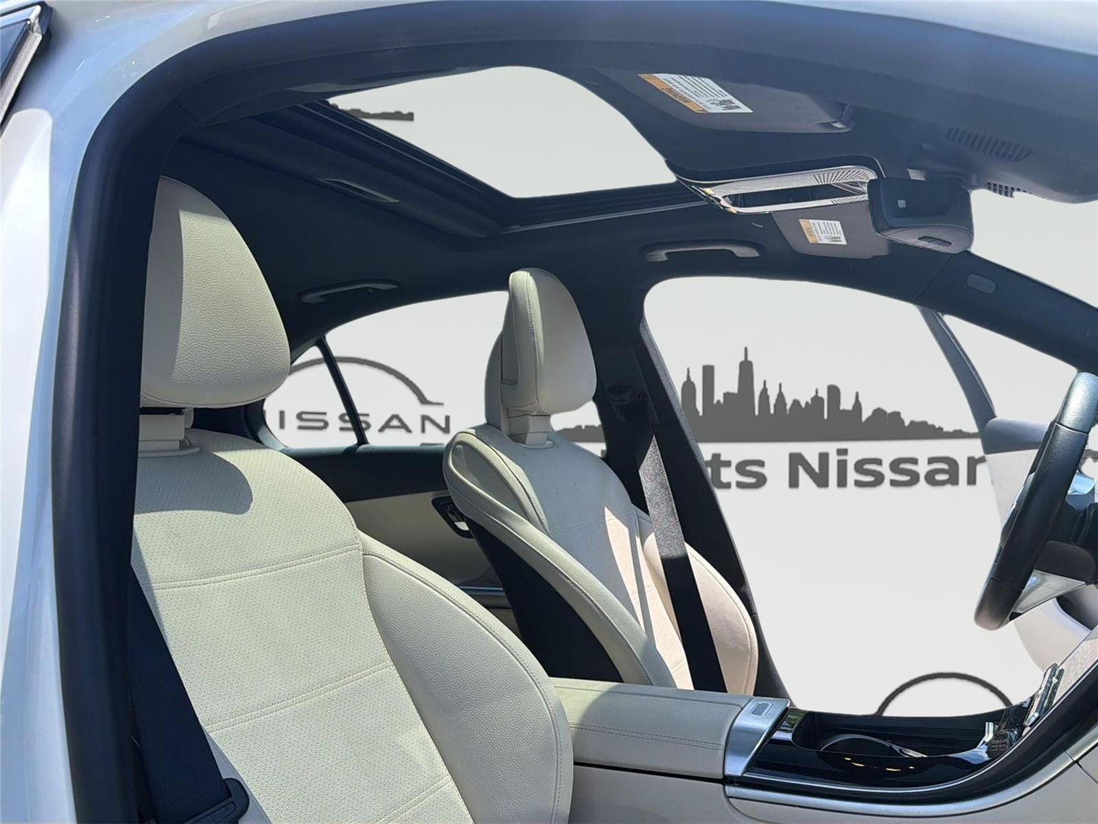Used 2025 Mercedes-Benz C 300 4MATIC Sedan image 28