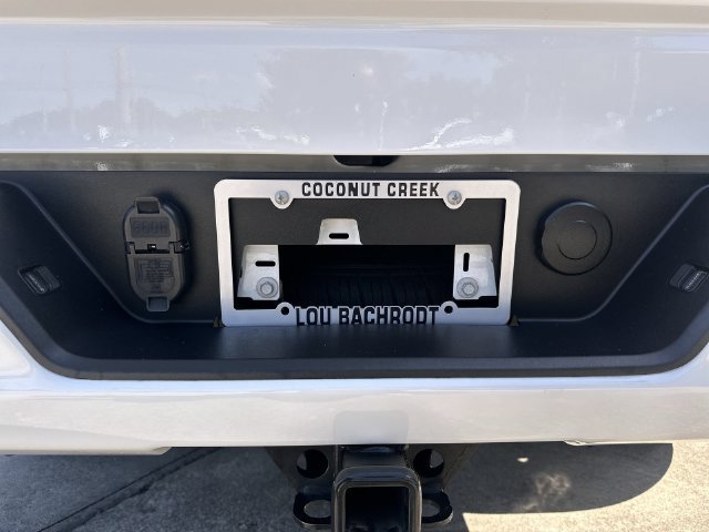 Used 2025 Chevrolet Silverado 1500 Custom RWD image 13
