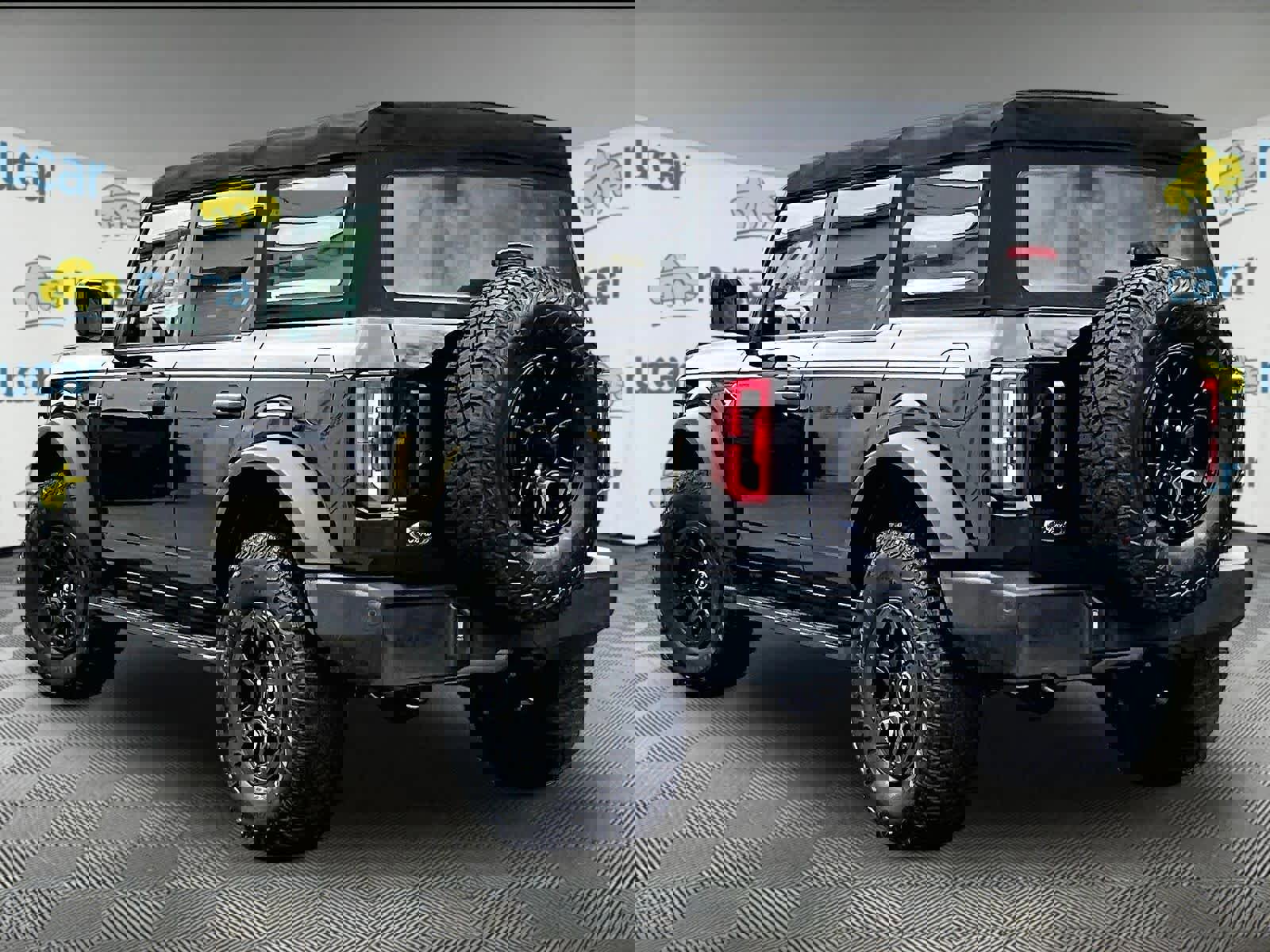 Used 2022 Ford Bronco Wildtrak image 4