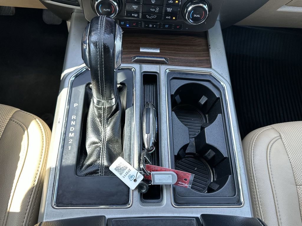 Used 2017 Ford F150 Lariat image 27
