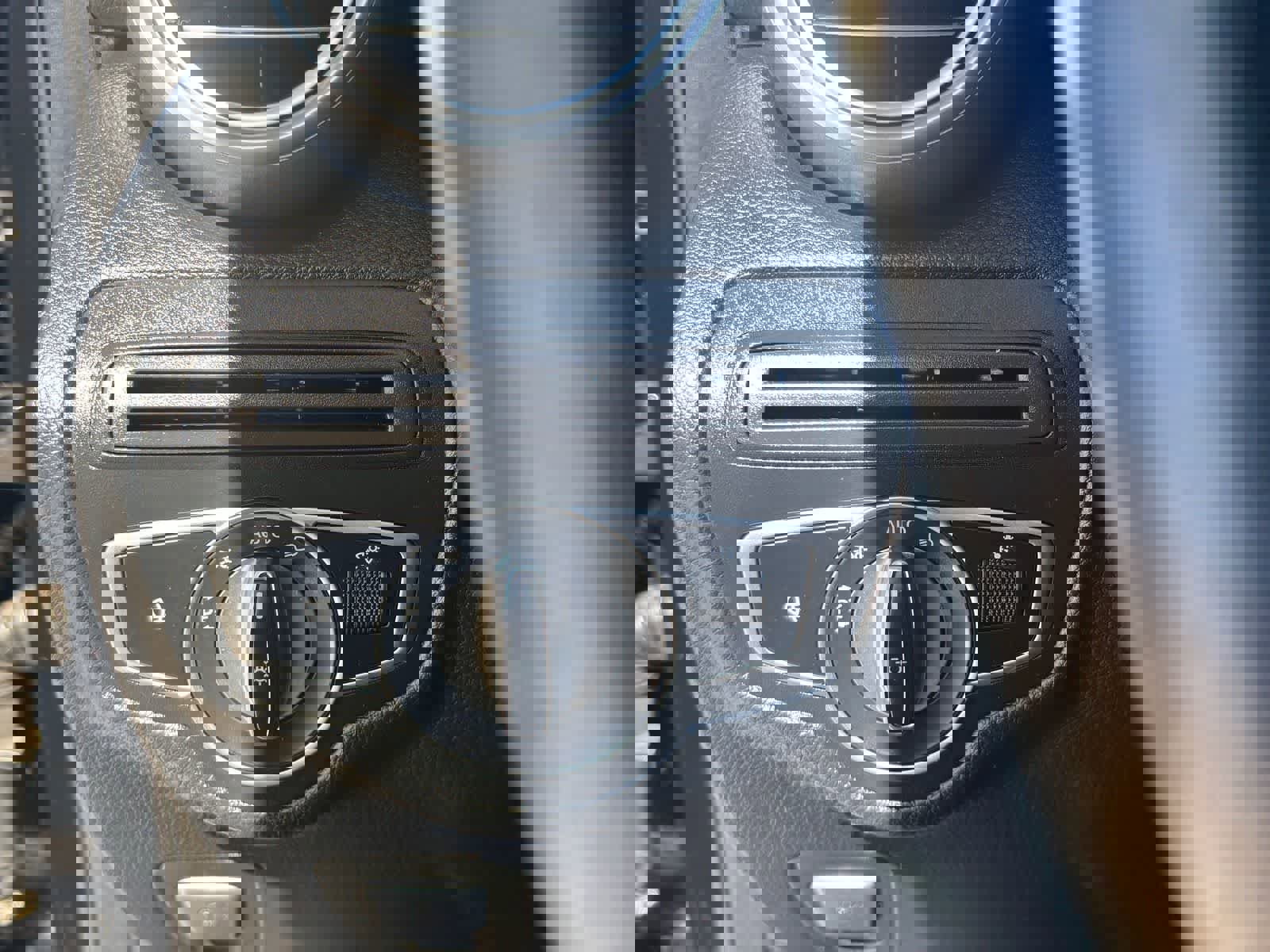 Used 2018 Mercedes-Benz GLC 300 4MATIC Coupe image 26