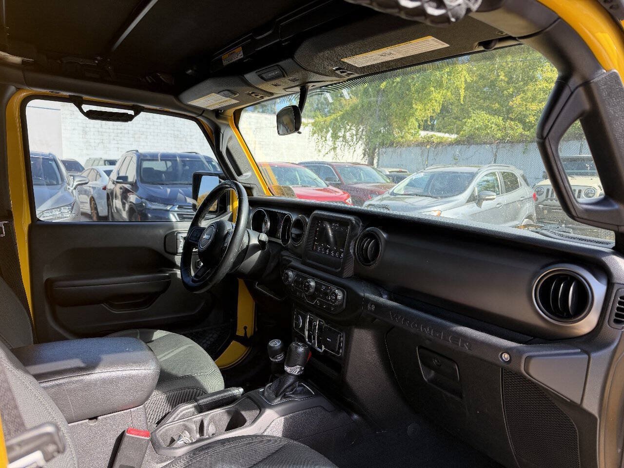 Used 2018 Jeep Wrangler Unlimited Sport S AWD/4WD image 10