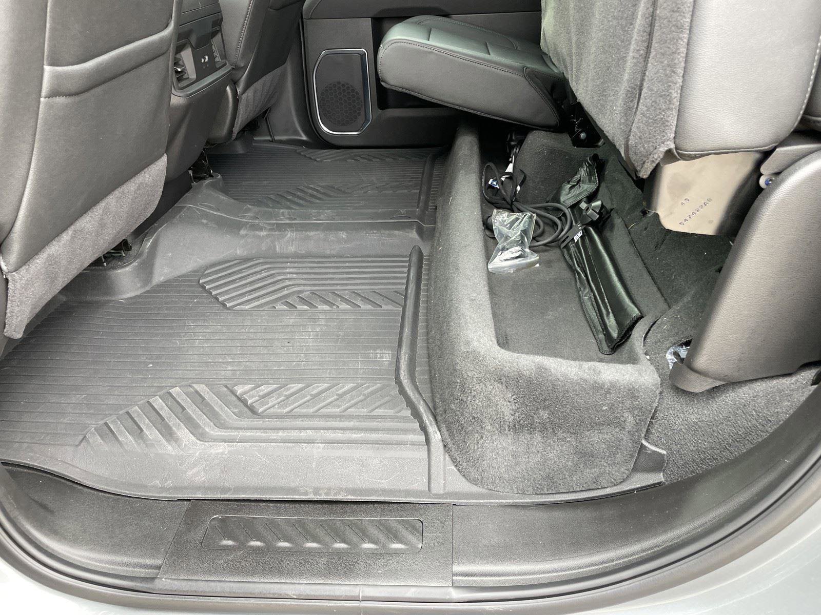 Used 2025 Chevrolet Silverado 1500 LT image 42