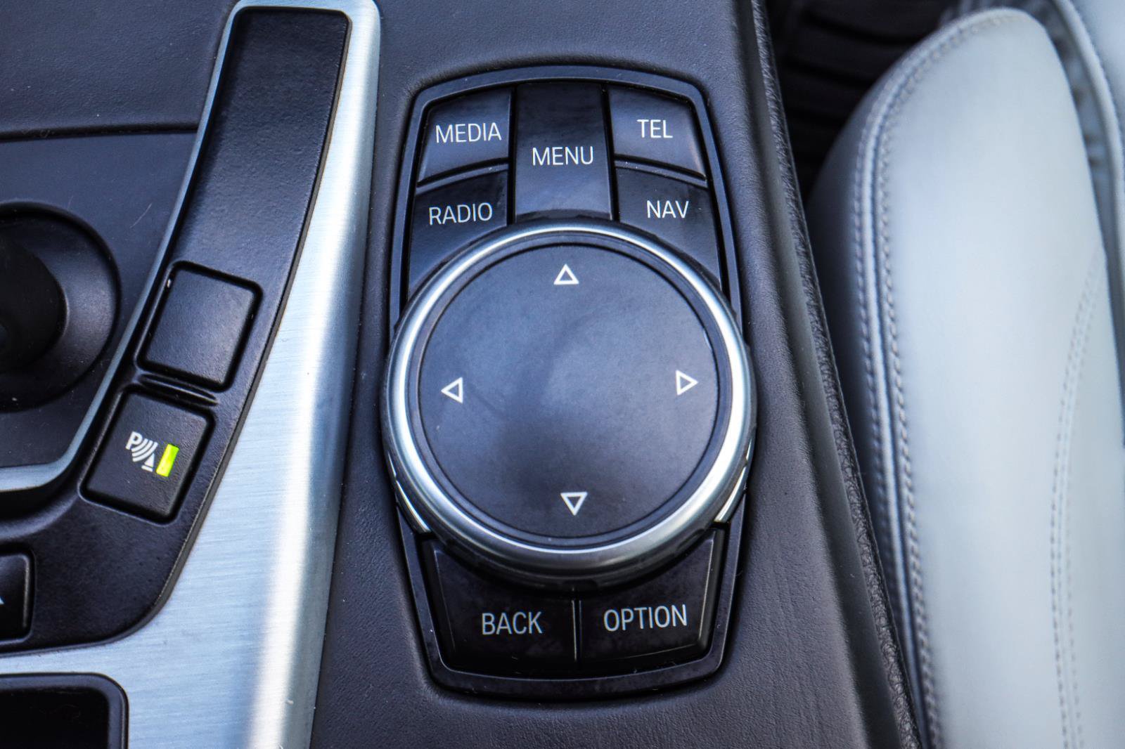 Used 2015 BMW M5 RWD image 12