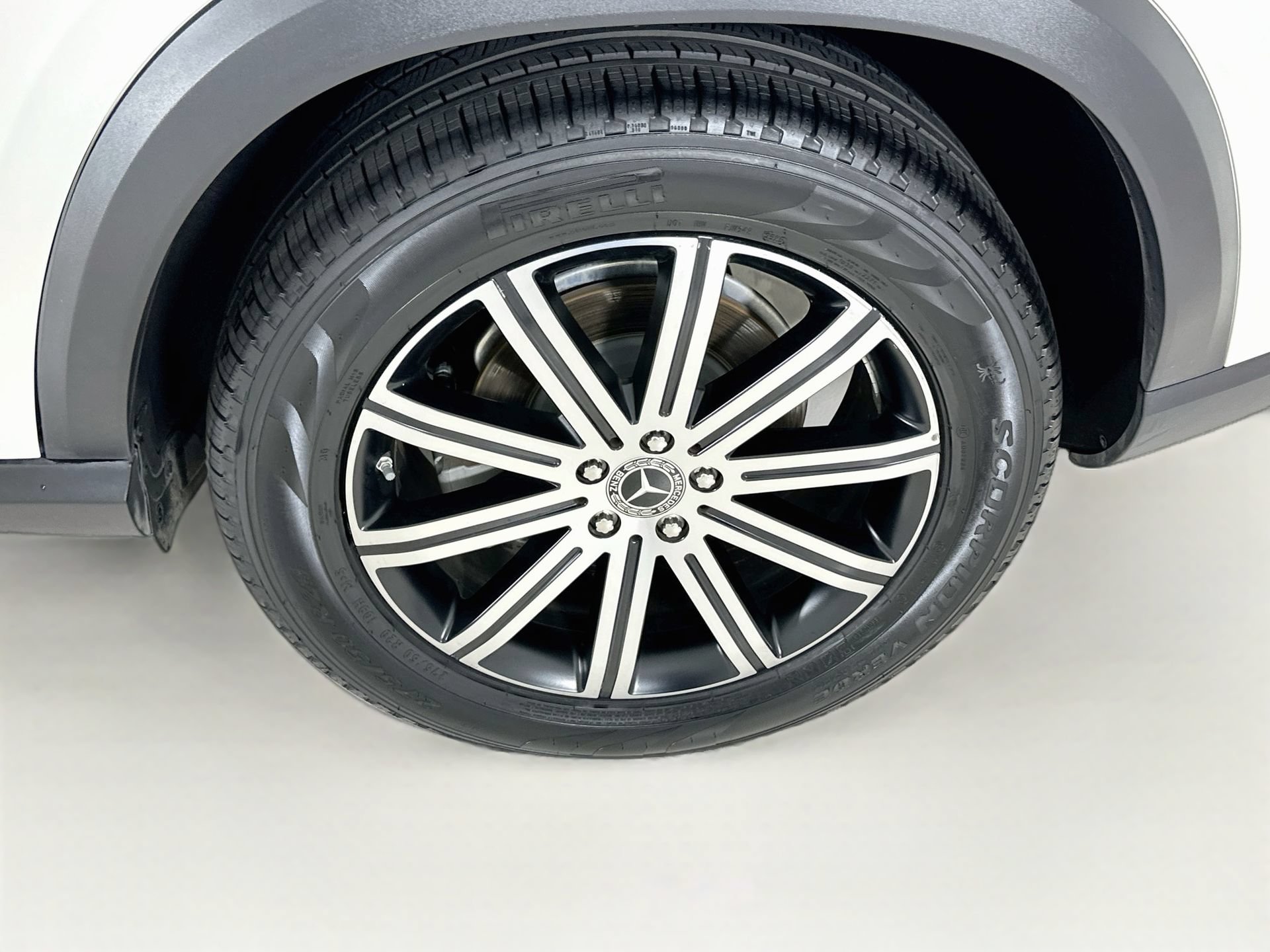 Certified 2024 Mercedes-Benz GLE 350 4MATIC image 33