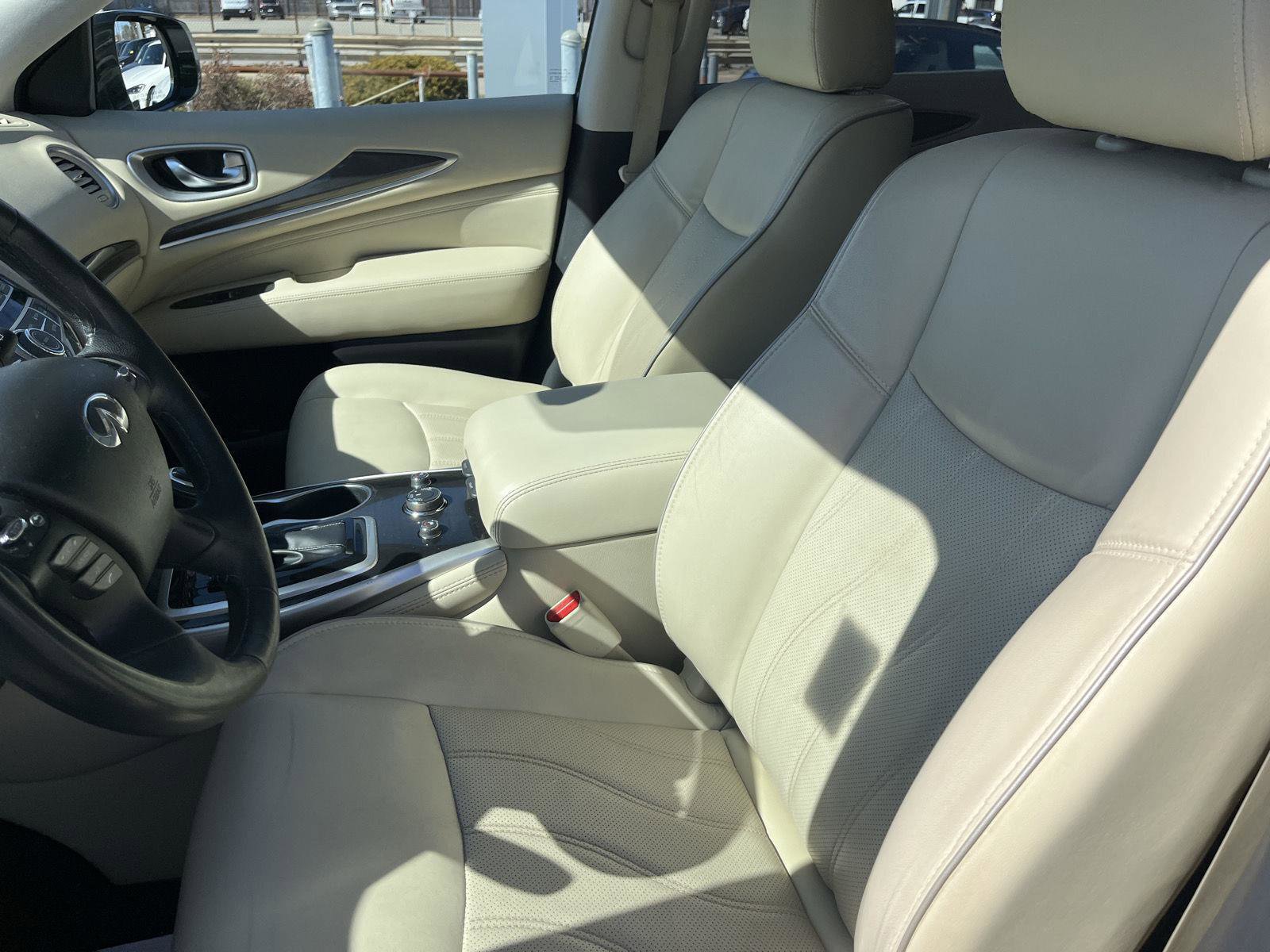 Used 2018 INFINITI QX60 Luxe image 9