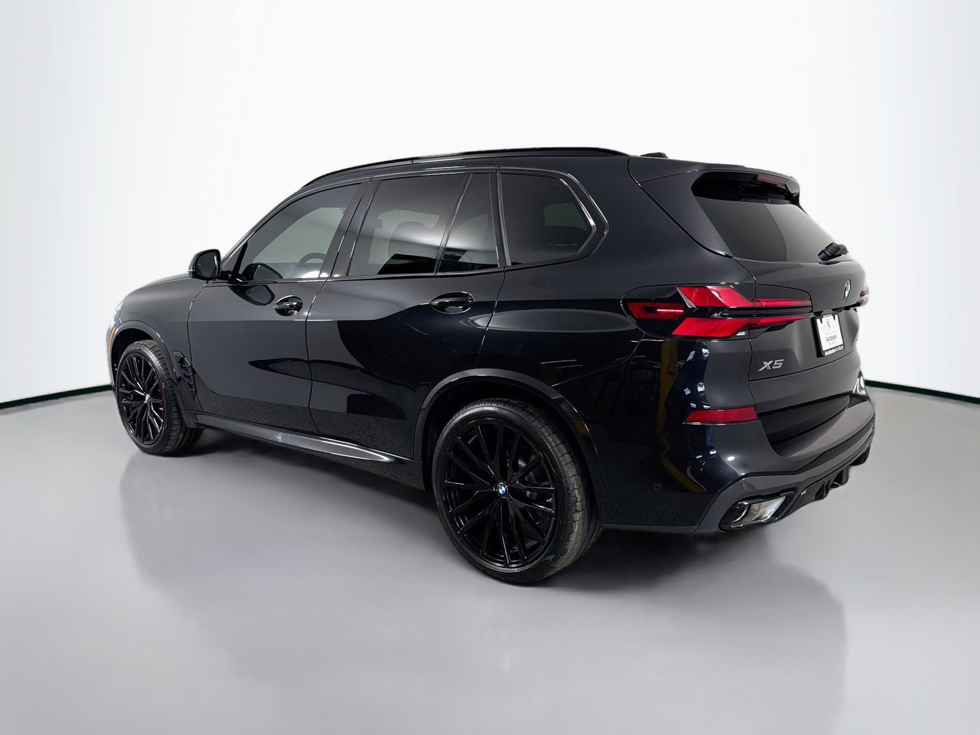 New 2026 BMW X5 xDrive40i w/ M Sport Package image 7