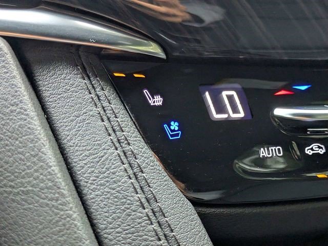 Certified 2024 Cadillac XT6 Premium Luxury w/ Technology Package AWD/4WD image 19