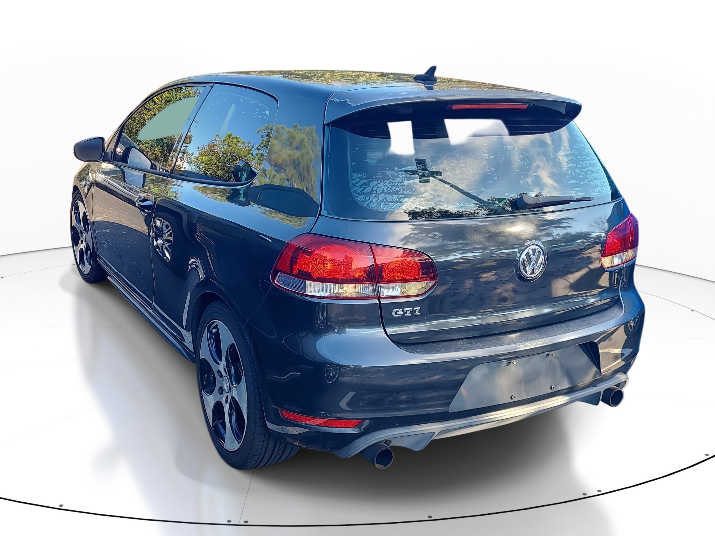 Used 2012 Volkswagen GTI 2-Door image 6