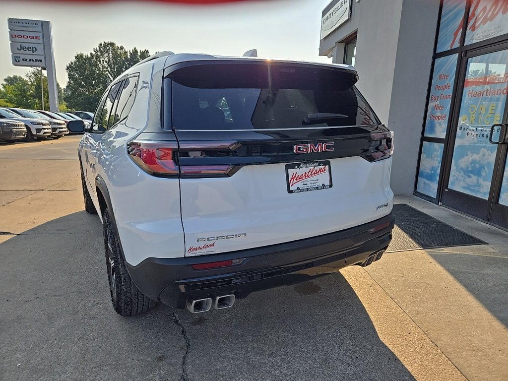 Used 2026 GMC Acadia AT4 w/ Luxury Package AWD/4WD image 10