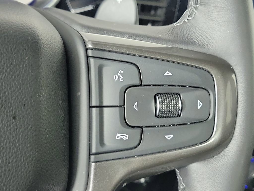 Used 2026 Chevrolet Silverado 1500 High Country AWD/4WD image 11