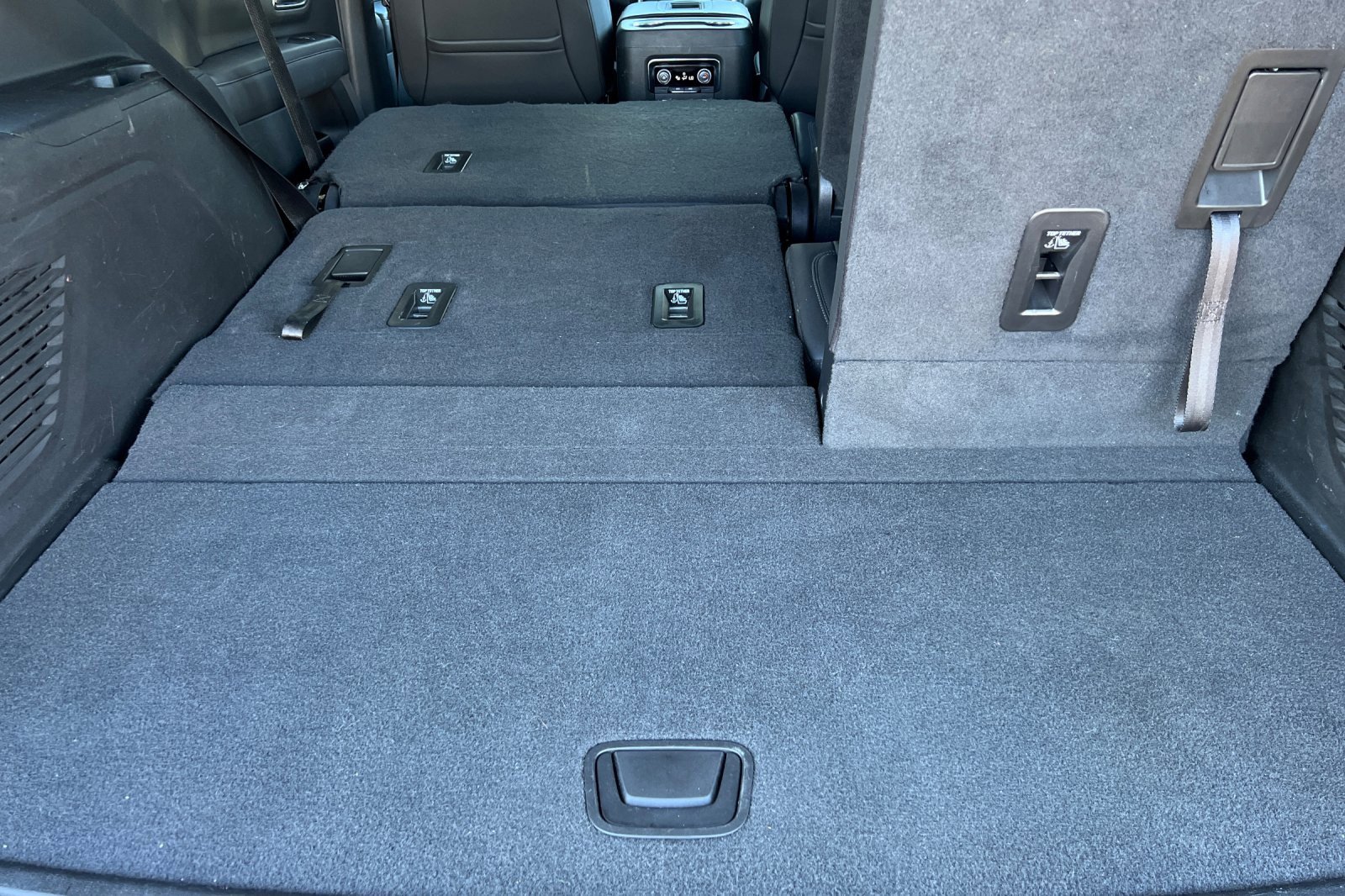 Used 2022 Chevrolet Tahoe Z71 image 12