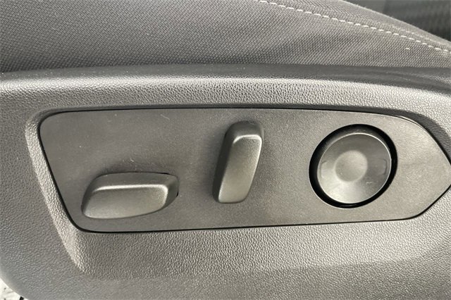 Used 2023 GMC Sierra 1500 SLE image 35