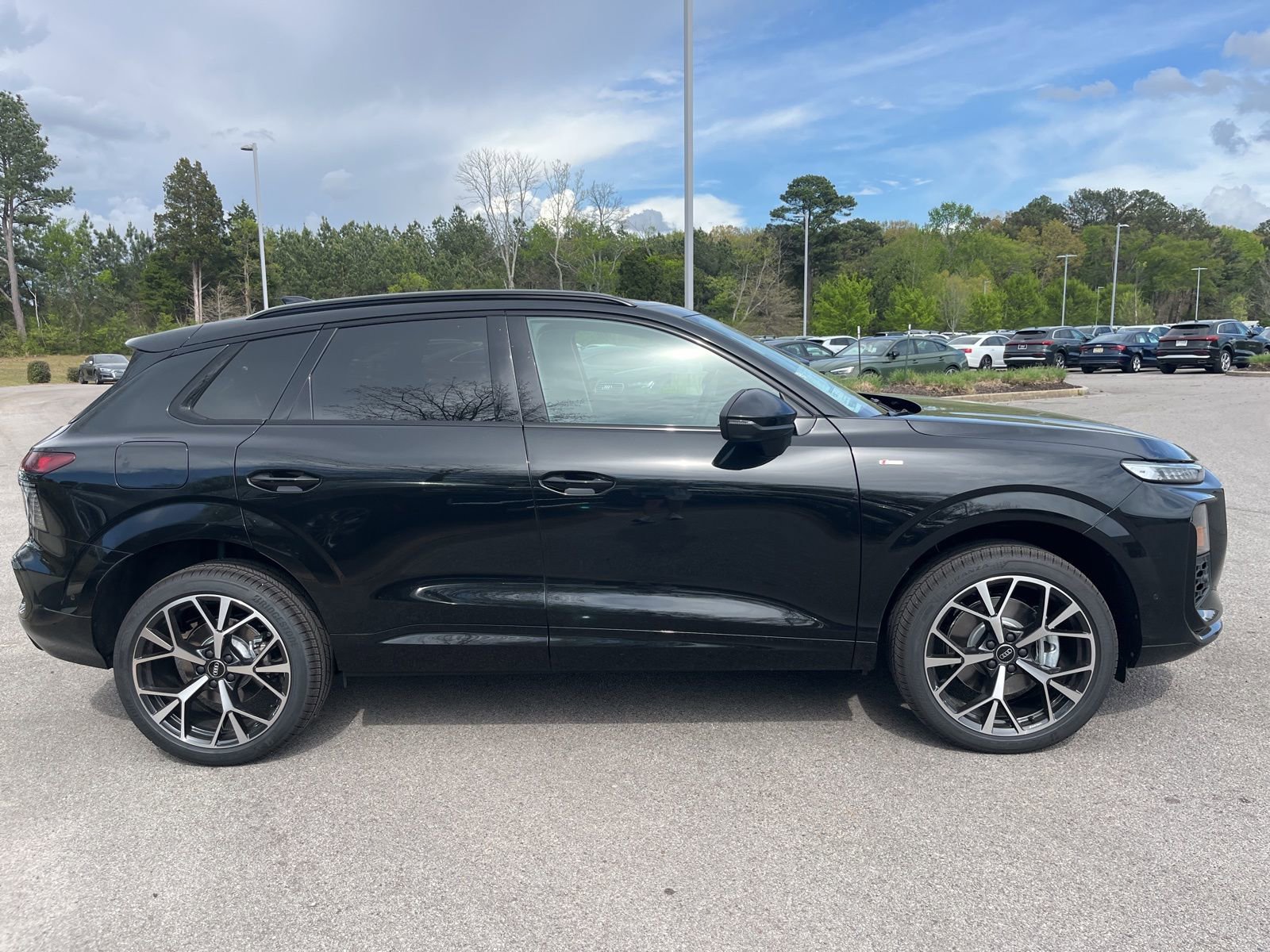 New 2026 Audi Q3 quattro 2.0T image 4