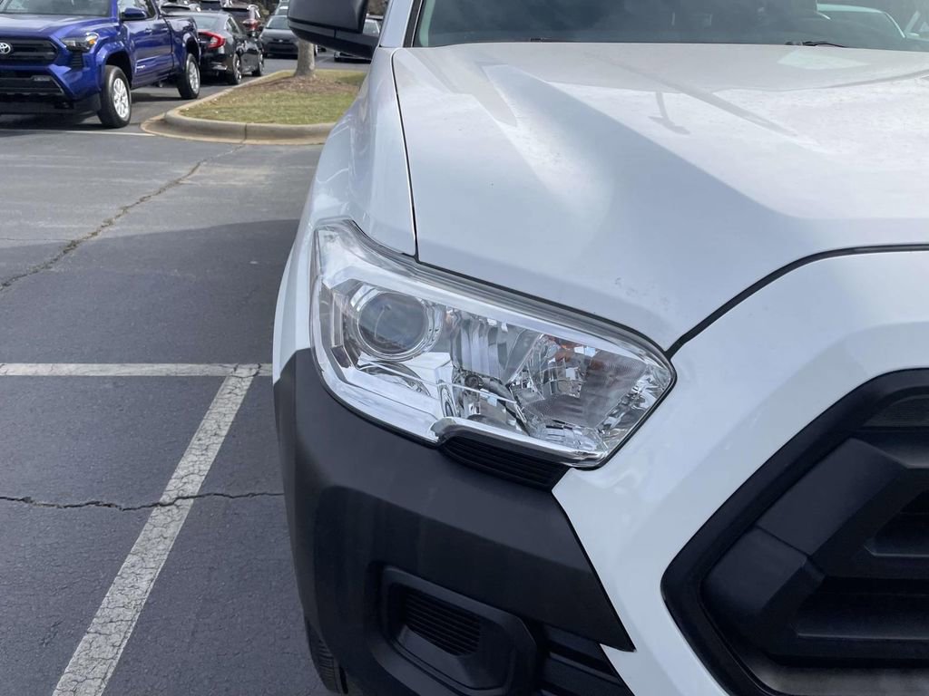 Used 2022 Toyota Tacoma SR image 17