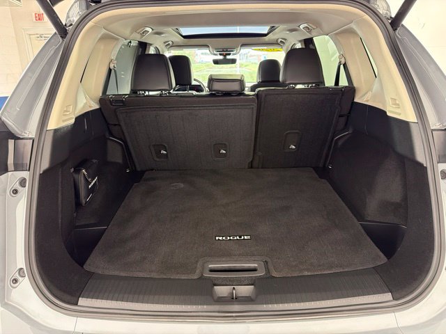 Used 2026 Nissan Rogue SV w/ SV Premium Package AWD/4WD image 23