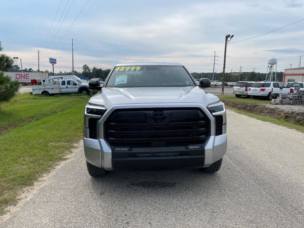 Used 2025 Toyota Tundra SR5 w/ SR5 Premium Package image 2