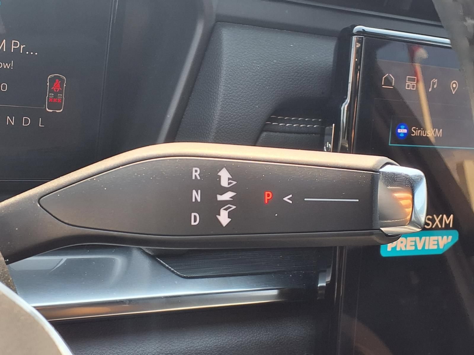 Used 2025 GMC Terrain Elevation AWD/4WD image 16