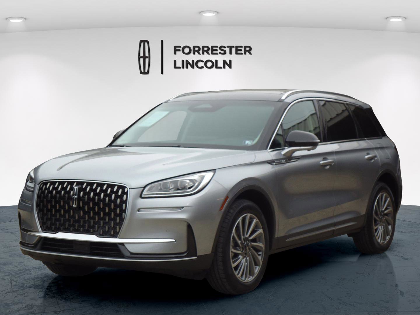 Used 2024 Lincoln Corsair Reserve w/ Equipment Group 201A AWD/4WD image 4