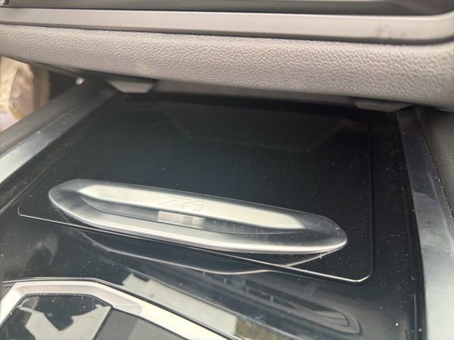 Used 2022 BMW Z4 M40i w/ Premium Package image 34