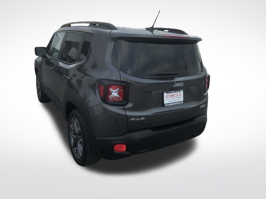 Used 2017 Jeep Renegade Latitude w/ Cold Weather Group image 6