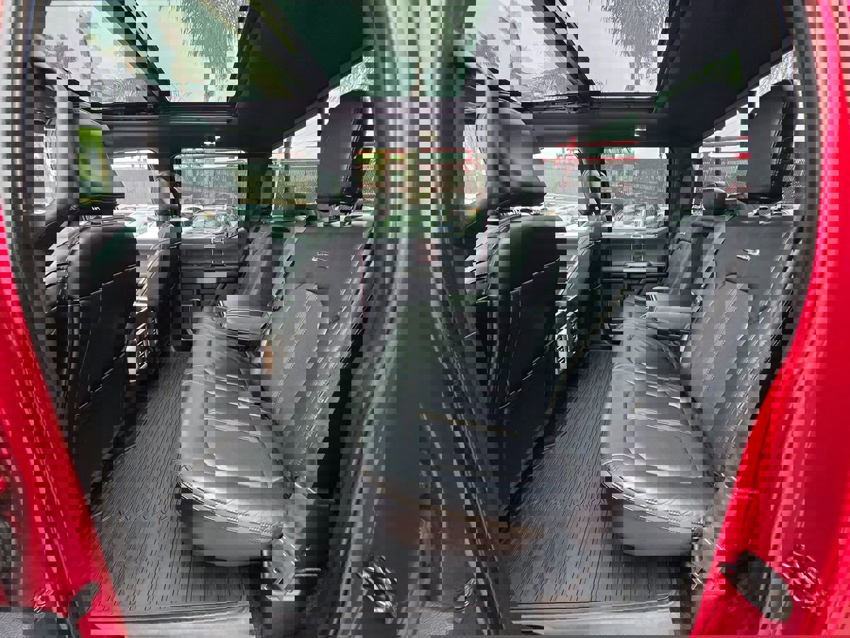 Used 2015 Ford F150 Platinum w/ Equipment Group 701A Luxury image 27