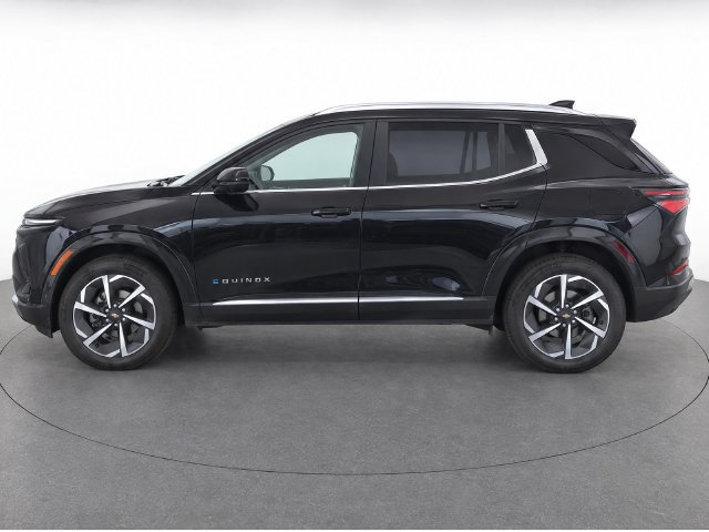 Used 2024 Chevrolet Equinox EV LT w/ LPO, Trailering Package AWD/4WD image 6