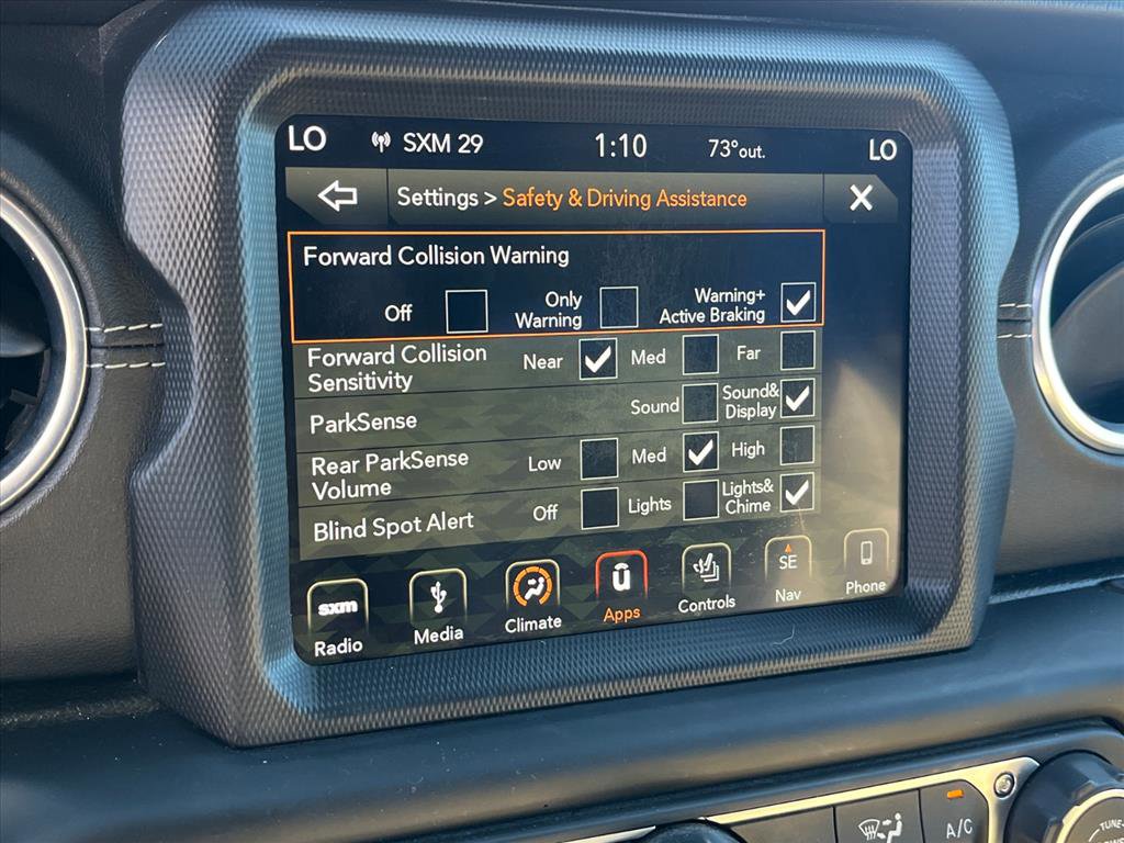 Used 2019 Jeep Wrangler Unlimited Sahara image 19